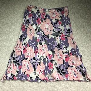 Petite Lightweight skirt